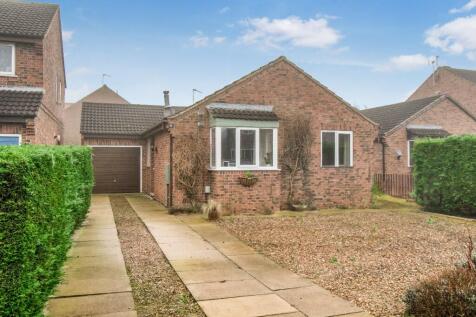 Andrew Drive, Huntington, York, YO32 2 bed detached bungalow for sale