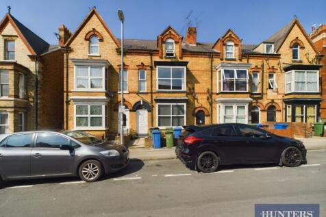 Tennyson Avenue, Bridlington 1 bed flat for sale