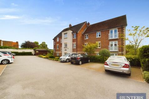 Burlington Court, Gordon Road... 2 bed apartment for sale