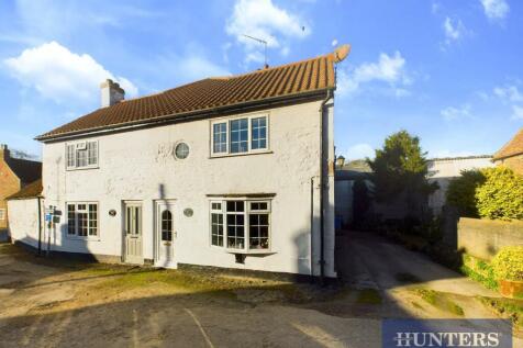 Front Street, Grindale, Bridlington 3 bed cottage for sale