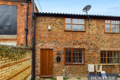 North Street, Bridlington 1 bed terraced house for sale