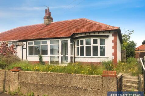 2 bedroom semi-detached bungalow for sale