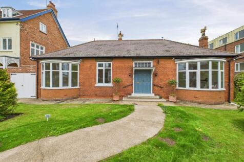 Sands Lane, Bridlington 3 bed detached bungalow for sale