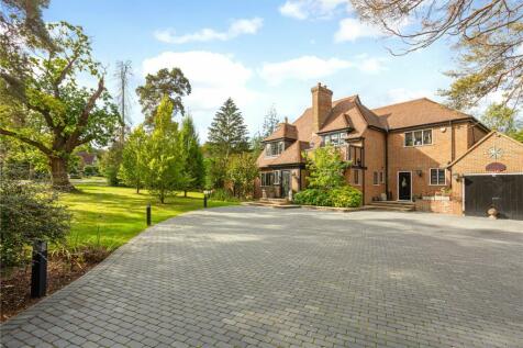 6 bedroom detached house for sale