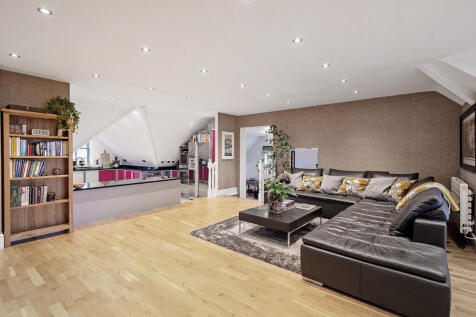 Warwick New Road, Leamington Spa... 3 bed apartment for sale