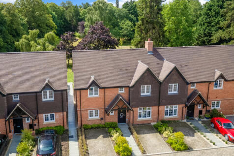 Stoneleigh Road, Blackdown Leamington... 3 bed terraced house for sale