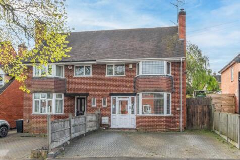 Oakenshaw Road, Greenlands, Redditch... 3 bed semi