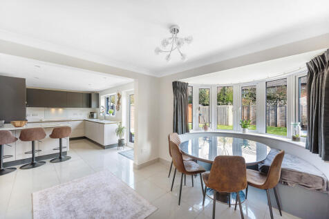 Audley Close, Sandy SG19 6 bed detached house for sale