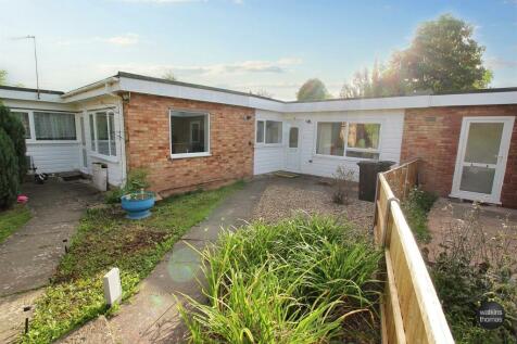 2 bedroom semi-detached bungalow for sale