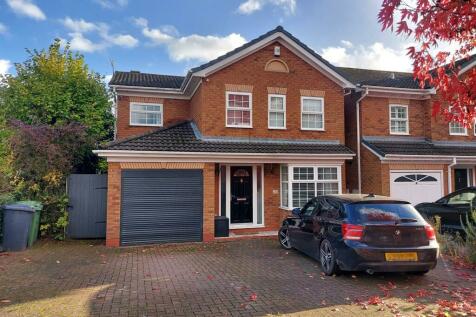 4 bedroom detached house for sale