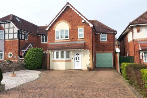4 bedroom detached house for sale