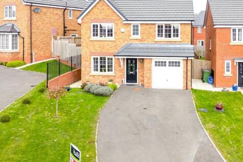 Dugdale Drive, Whitchurch 4 bed detached house for sale