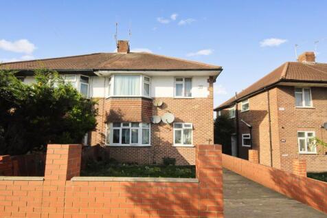 Eastcote Lane, Northolt 2 bed maisonette for sale