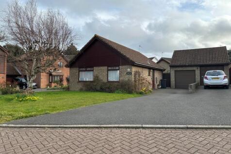 Tormore Park, Deal, CT14 2 bed bungalow for sale
