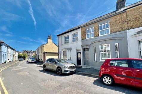 Beaconsfield Road, Deal, CT14 3 bed terraced house for sale