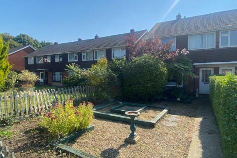 Pennine Walk, Fareham PO14 4 bed end of terrace house for sale