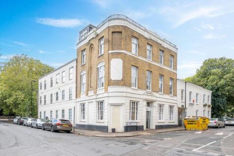 Old Woolwich Road, London SE10 4 bed flat for sale