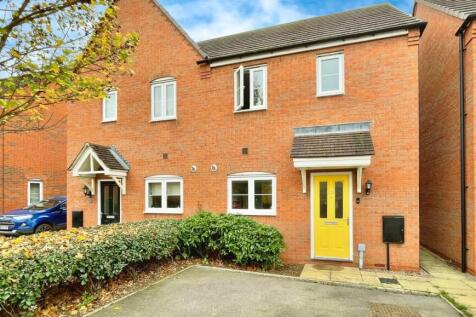 2 bedroom semi-detached house for sale