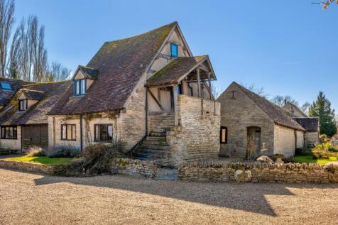 4 bedroom barn conversion for sale