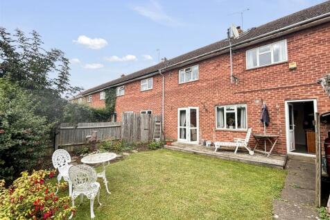 Compton Road, Lighthorne Heath 3 bed terraced house for sale