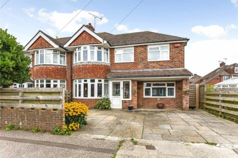 Willowbed Drive, Chichester, PO19 5 bed semi