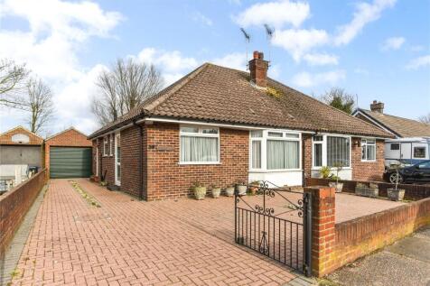 Langdale Avenue, Chichester, West... 2 bed bungalow for sale