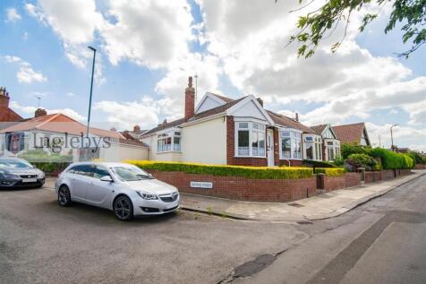 2 bedroom semi-detached bungalow for sale