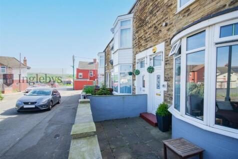 Kennedy Crescent, Carlin How 2 bed terraced house for sale