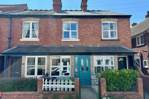 2 bedroom terraced house for sale