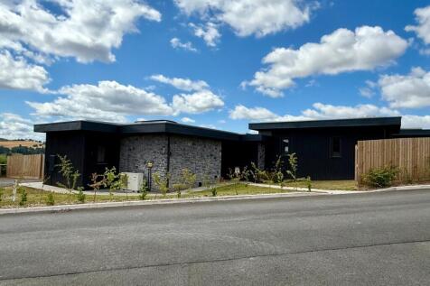 3 Pilgrim Park, Much Birch, Hereford... 3 bed bungalow for sale