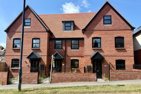 St Nicholas Close, Hereford, HR4 3 bed terraced house for sale