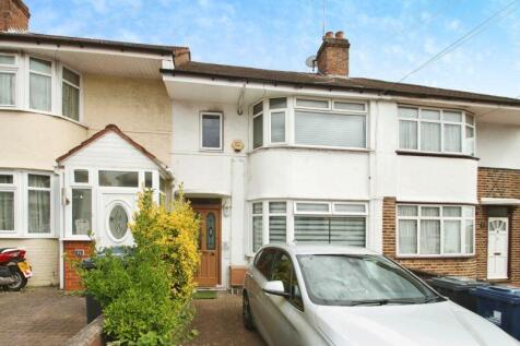 Girton Road, Northolt 3 bed terraced house for sale