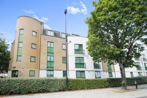 William Perkins Court, Greenford... 1 bed flat for sale