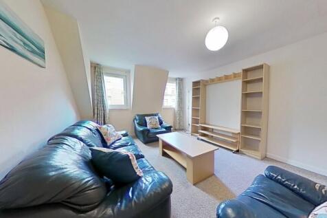 17/3 (4L) Crichton Street, City... 3 bed flat for sale