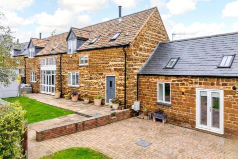 4 bedroom barn conversion for sale