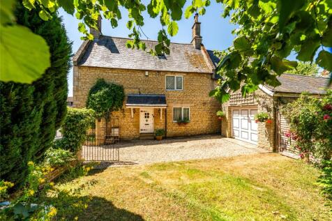 Brigstock Road, Stanion, Kettering... 4 bed detached house for sale