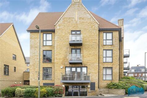 Royal Engineers Way, London, NW7 2 bed apartment for sale