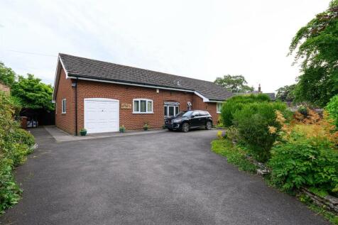 Parkfield View, Woore Road, Buerton... 3 bed detached bungalow for sale