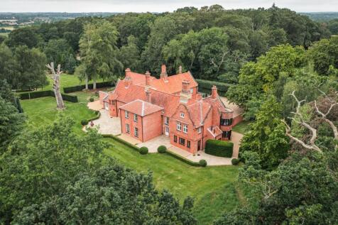 Dereham 9 bed manor house for sale