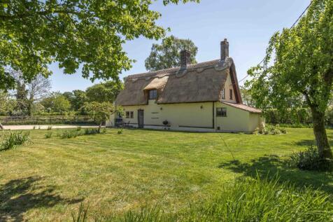 Great Fransham 4 bed cottage for sale