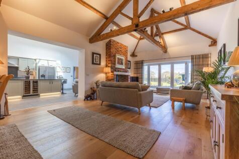 Etling Green, Dereham 4 bed barn conversion for sale