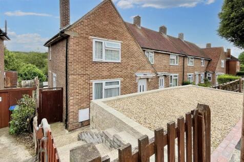 Aldermoor 4 bed end of terrace house for sale