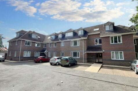 Bassett Green 2 bed flat for sale