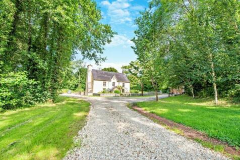 Llanwrda, Carmarthenshire, SA19 4 bed detached house for sale