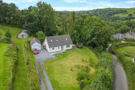 Capel Isaac, Llandeilo... 4 bed detached house for sale