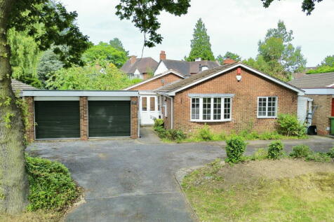 3 bedroom detached bungalow for sale