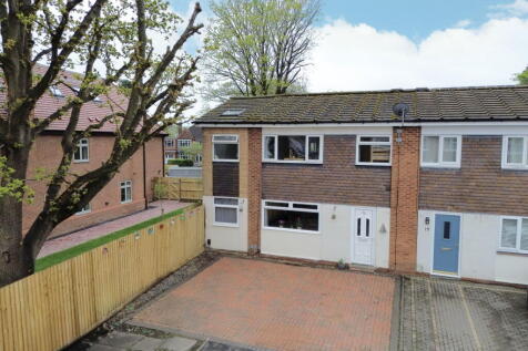 5 bedroom end of terrace house for sale