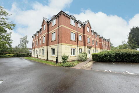 Collingtree Court, Solihull 2 bed flat for sale