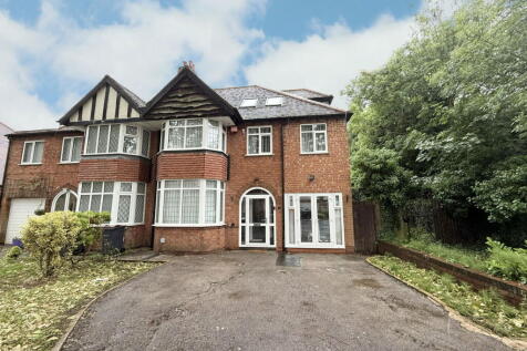 4 bedroom semi-detached house for sale