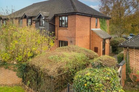 Plested Court, Aylesbury HP22 Studio for sale